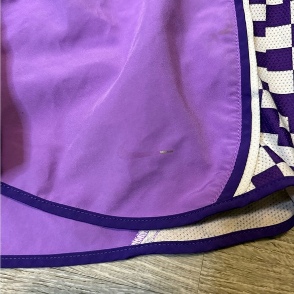 •NIKE• RUNNING SHORTS - Picture 2 of 6